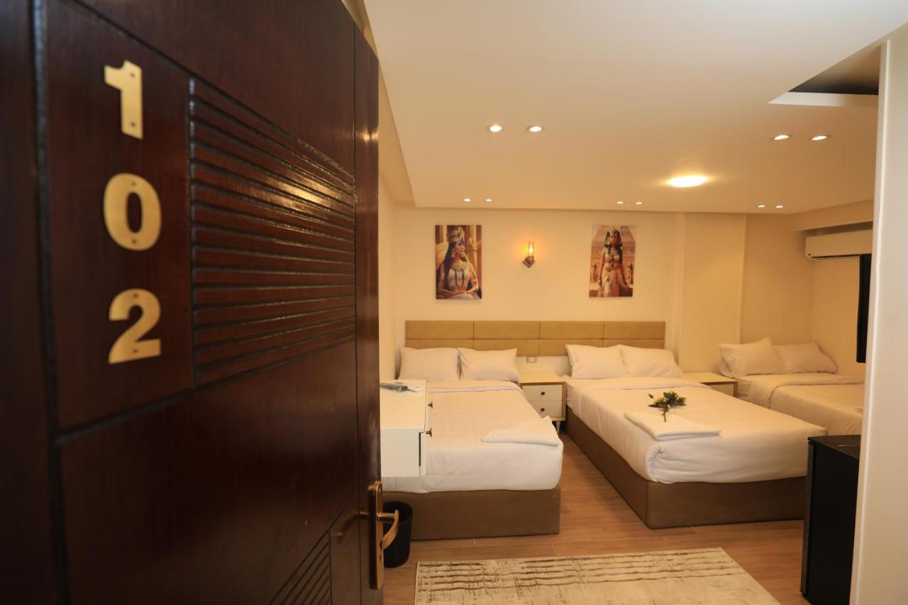 Pyramids Heart Hotel Kafret el-Gabal エクステリア 写真