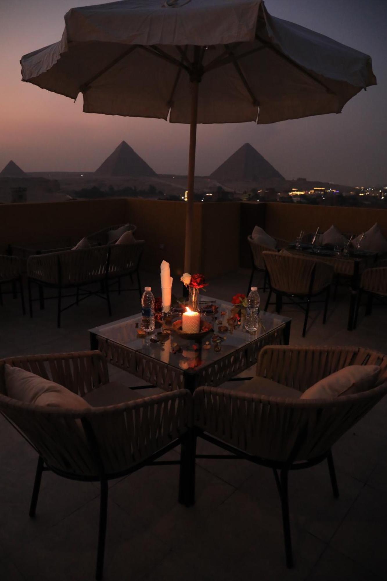 Pyramids Heart Hotel Kafret el-Gabal エクステリア 写真