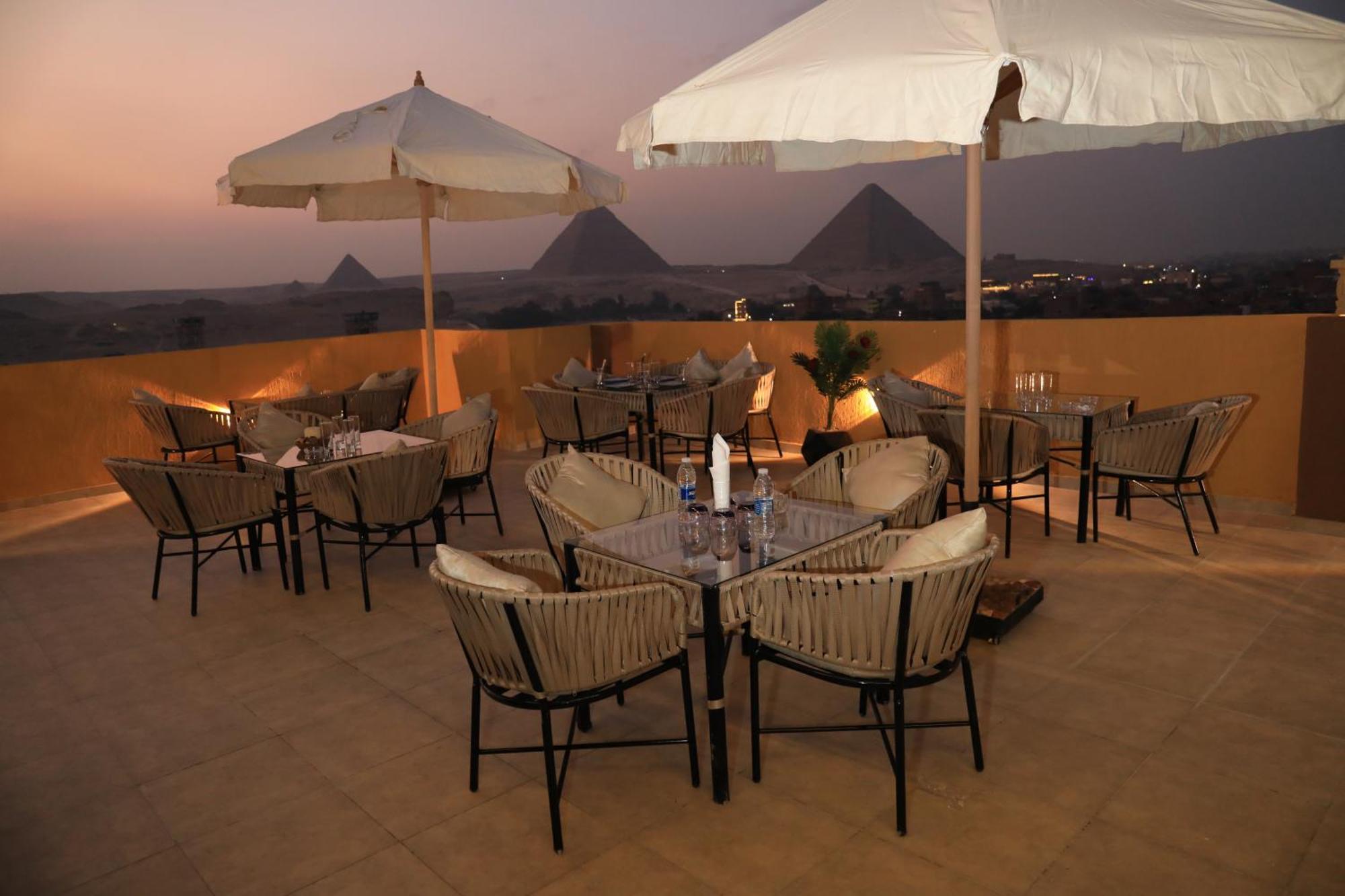 Pyramids Heart Hotel Kafret el-Gabal エクステリア 写真