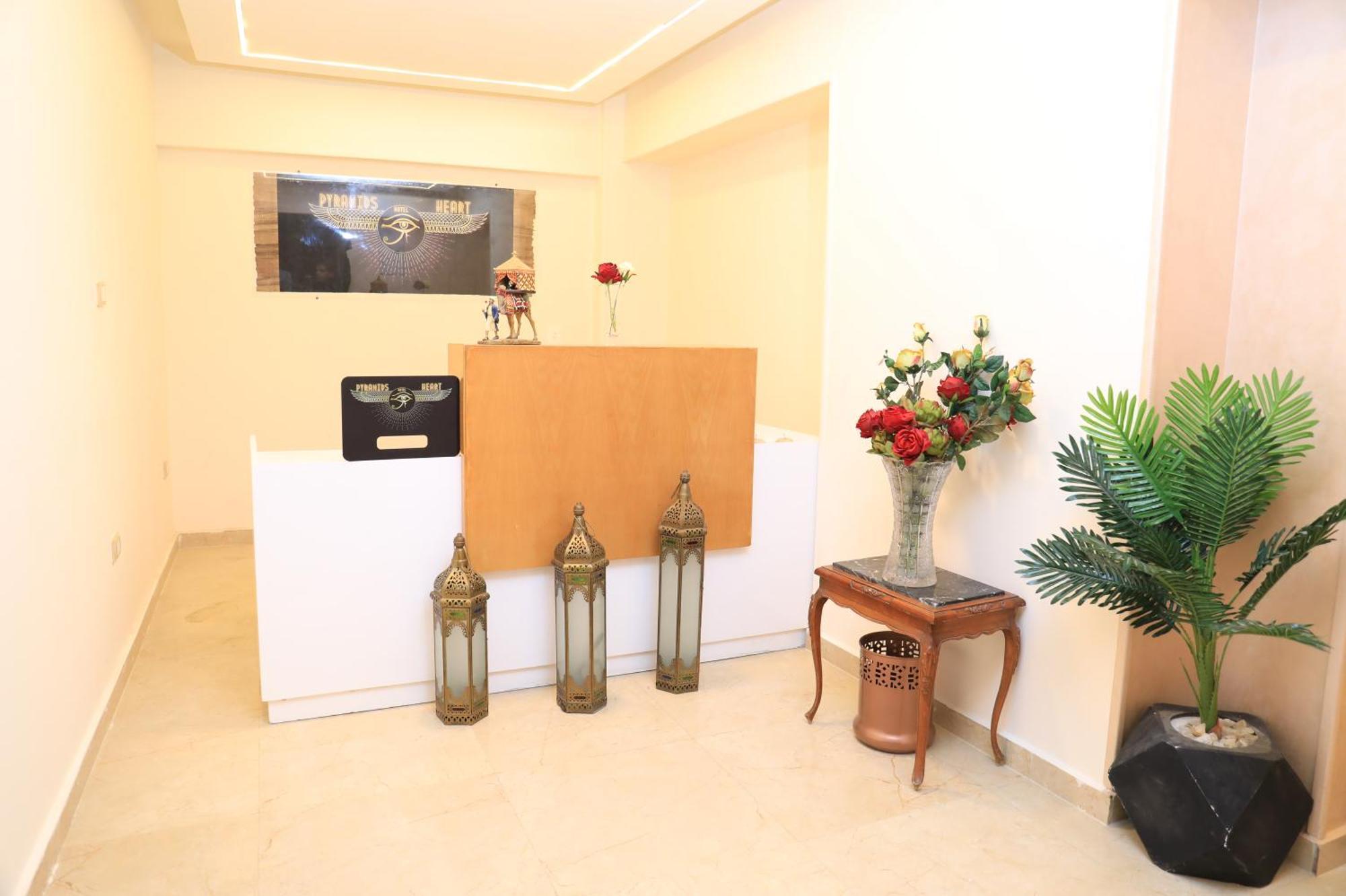 Pyramids Heart Hotel Kafret el-Gabal エクステリア 写真