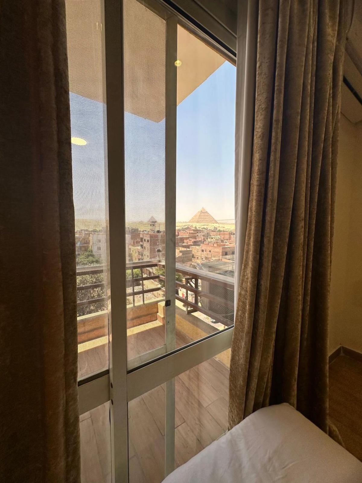 Pyramids Heart Hotel Kafret el-Gabal エクステリア 写真